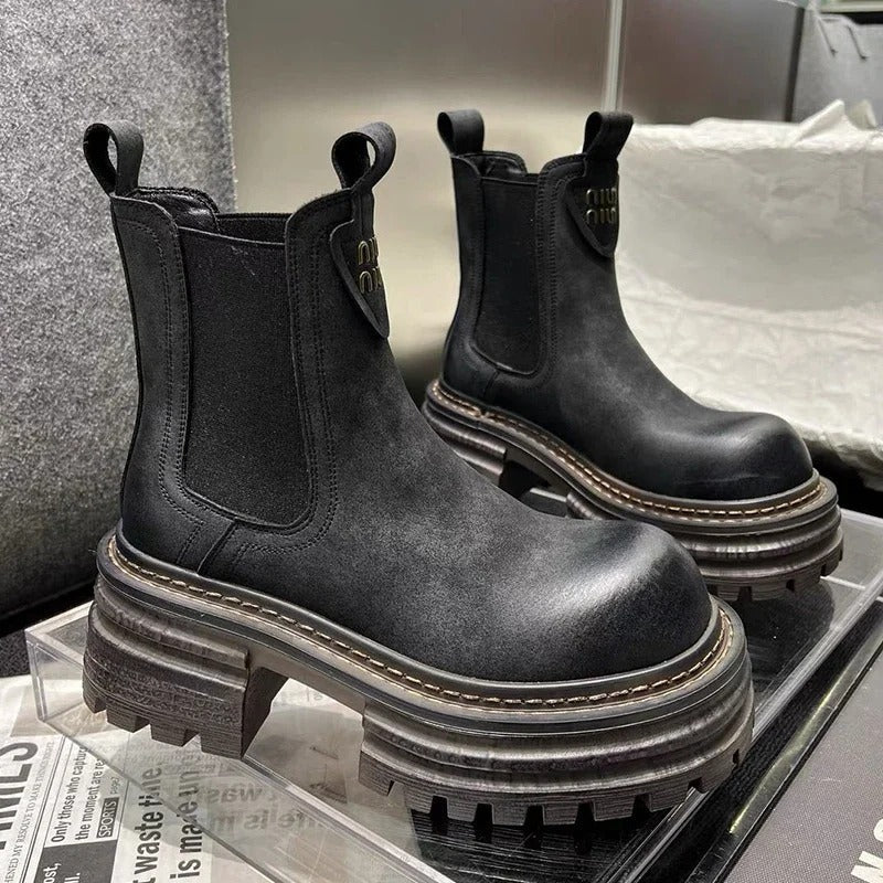 Chaussures femme montantes à plateforme finition lisse