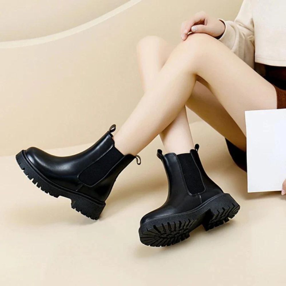 Chaussures bottines femme style Chelsea à empiècements extensibles