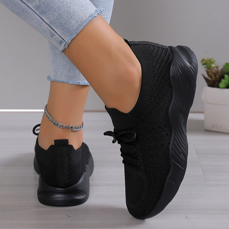 Chaussures femme avec semelle large et dessus texturé