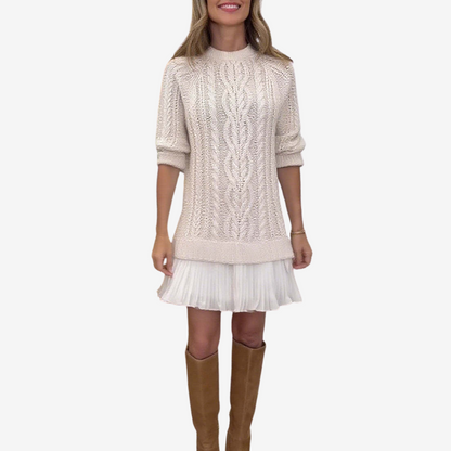 Robe pull en maille chaude avec ourlet plissé – coupe droite élégante pour l'automne et l'hiver