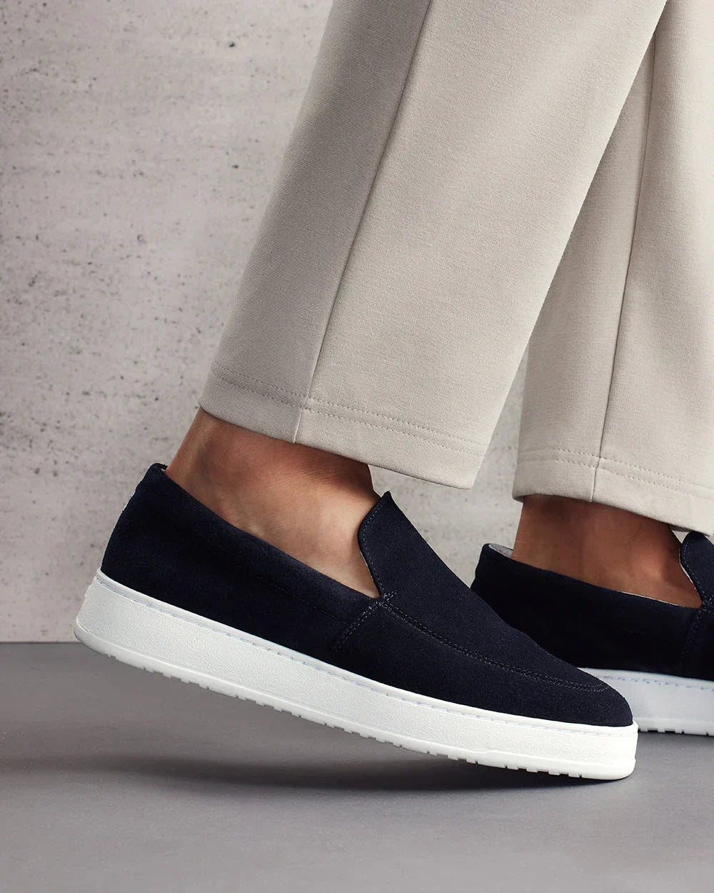 Mocassins Slip-On en Suède pour Homme – Élégance discrète et confort au quotidien