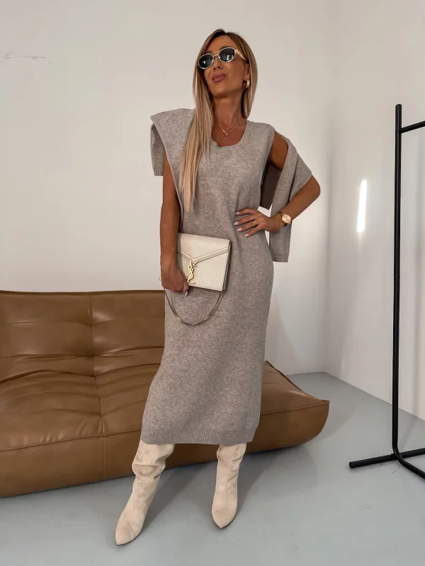 Ensemble tricot femme avec robe midi et pull col roulé – confortable et élégant pour l'automne-hiver