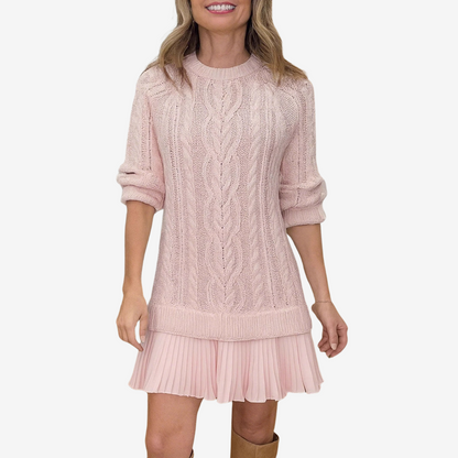 Robe pull en maille chaude avec ourlet plissé – coupe droite élégante pour l'automne et l'hiver