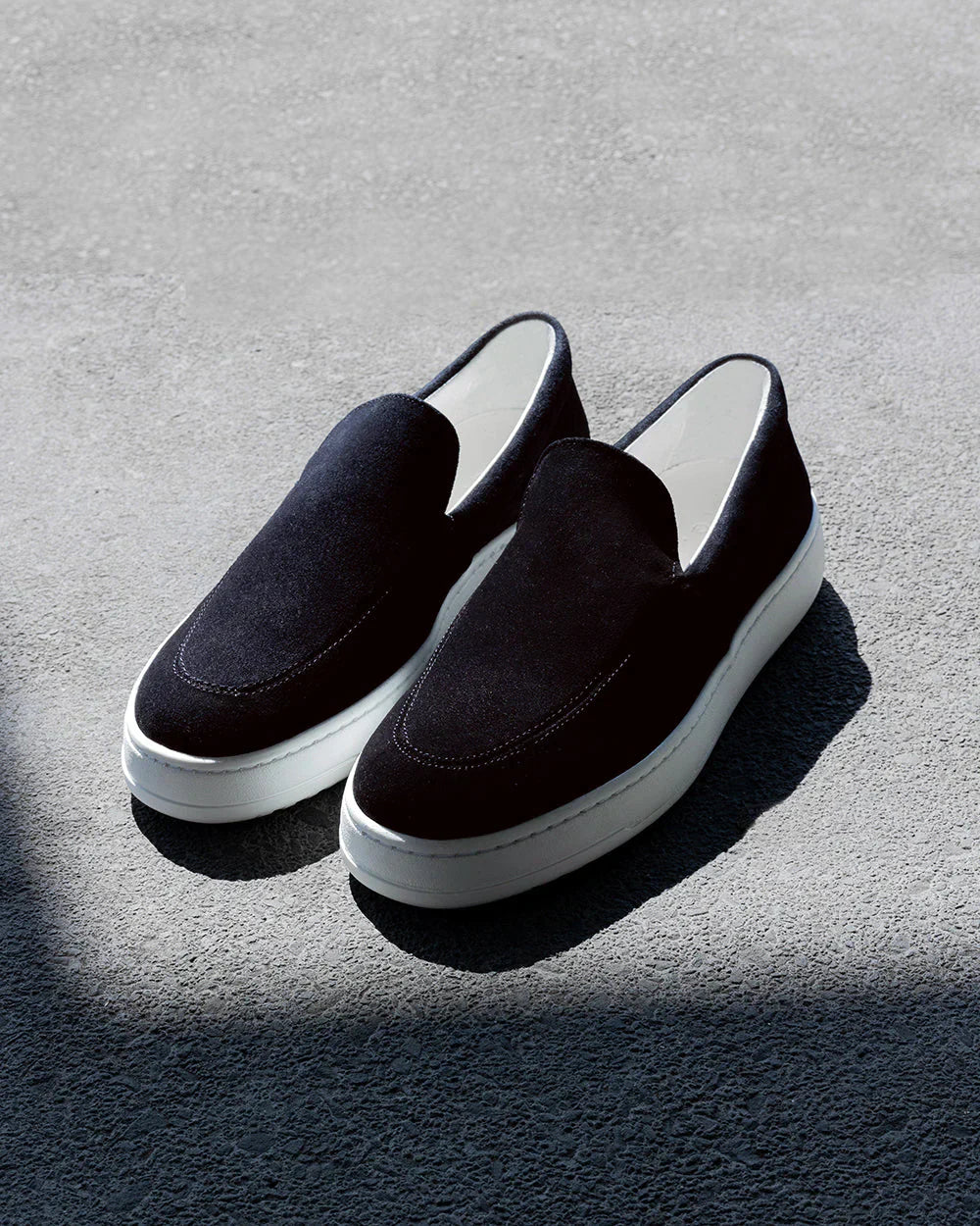 Mocassins Slip-On en Suède pour Homme – Élégance discrète et confort au quotidien