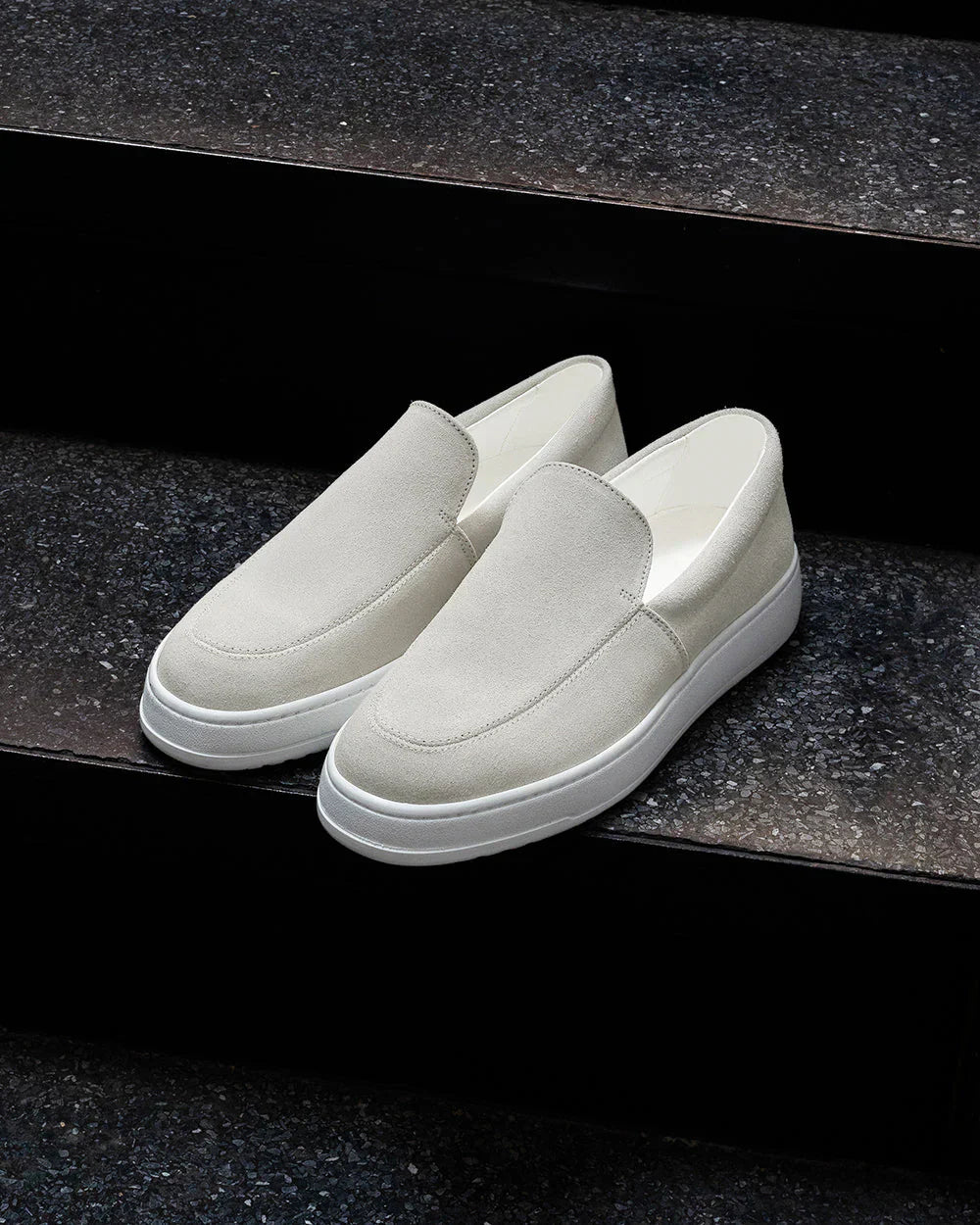 Mocassins Slip-On en Suède pour Homme – Élégance discrète et confort au quotidien