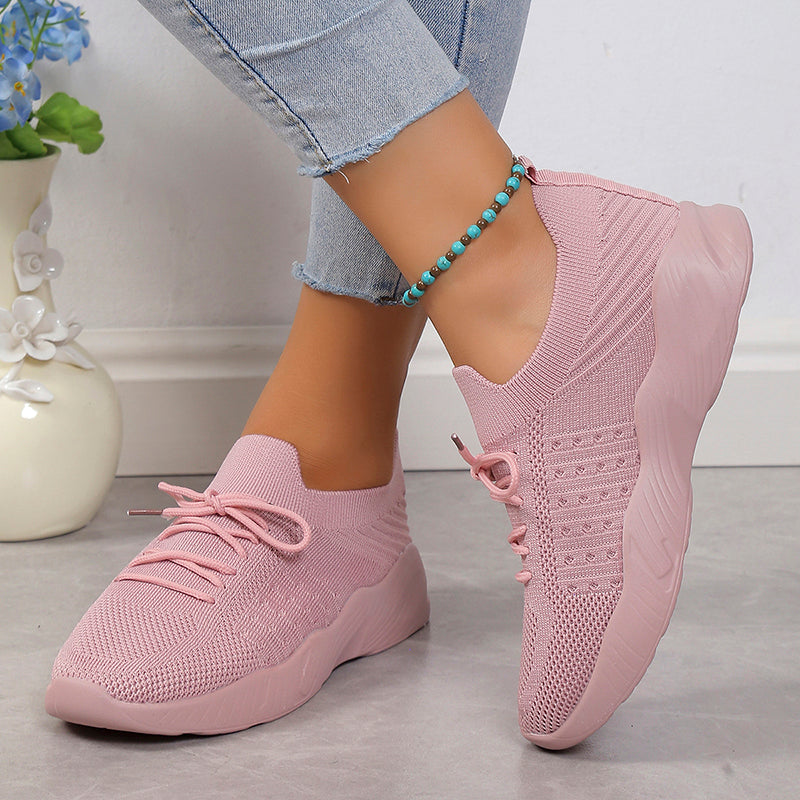 Chaussures femme avec semelle large et dessus texturé