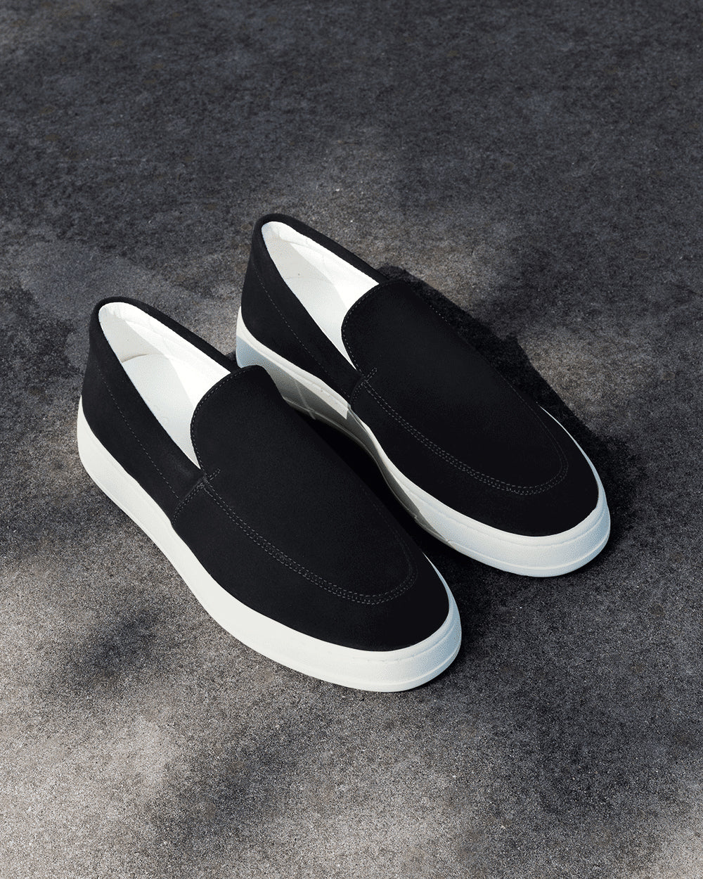 Mocassins Slip-On en Suède pour Homme – Élégance discrète et confort au quotidien
