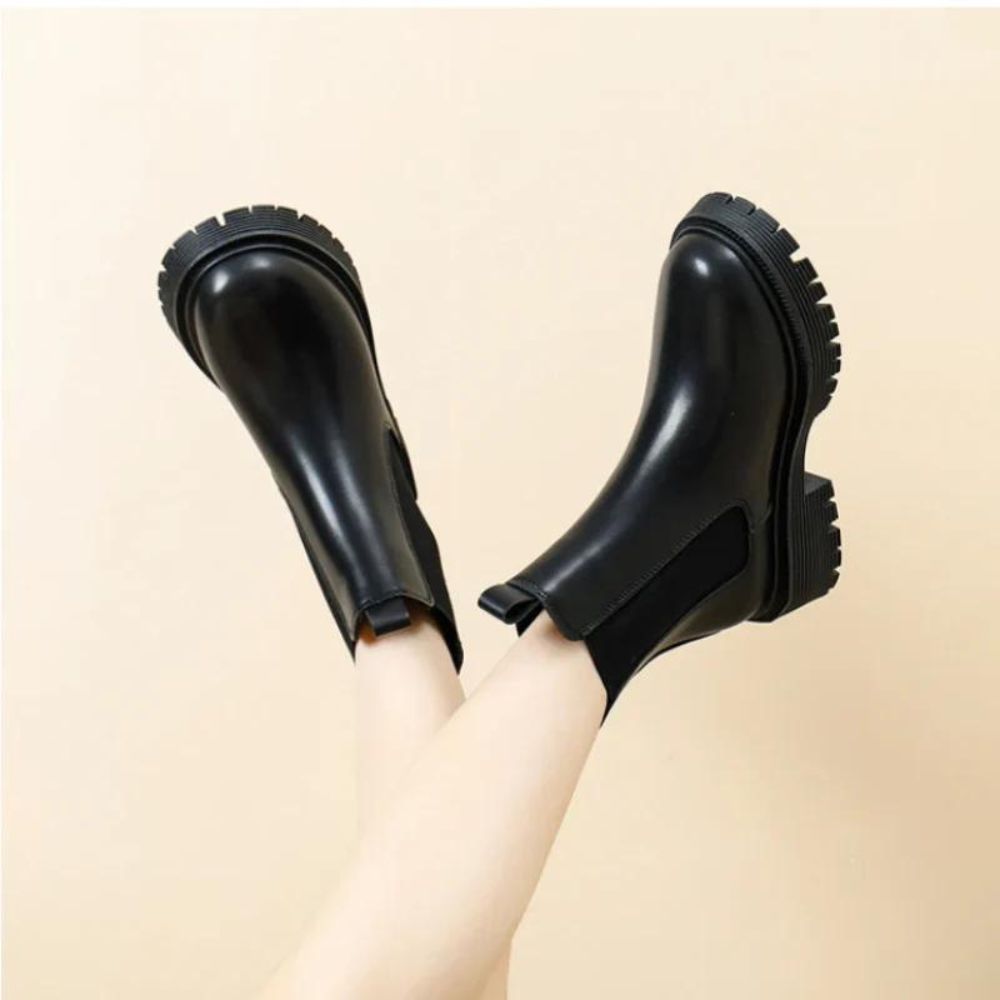 Chaussures bottines femme style Chelsea à empiècements extensibles