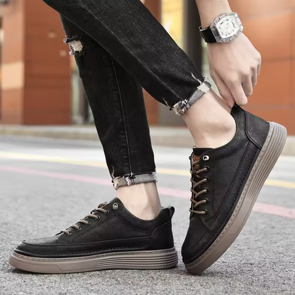 Baskets homme style minimaliste revêtement lisse
