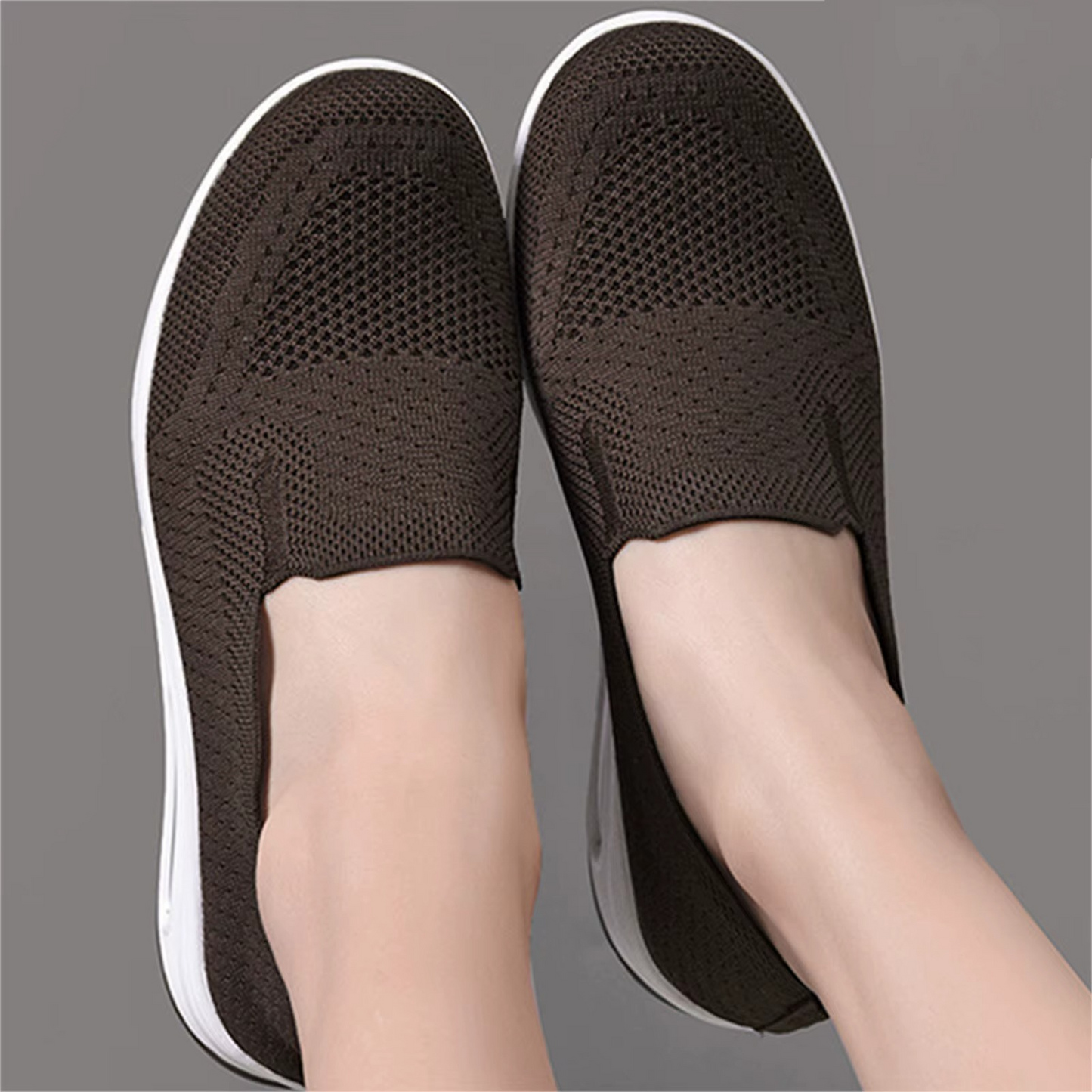 Chaussures femme à semelle fine et structure souple