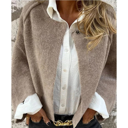 Manteau court à manches évasées chic
