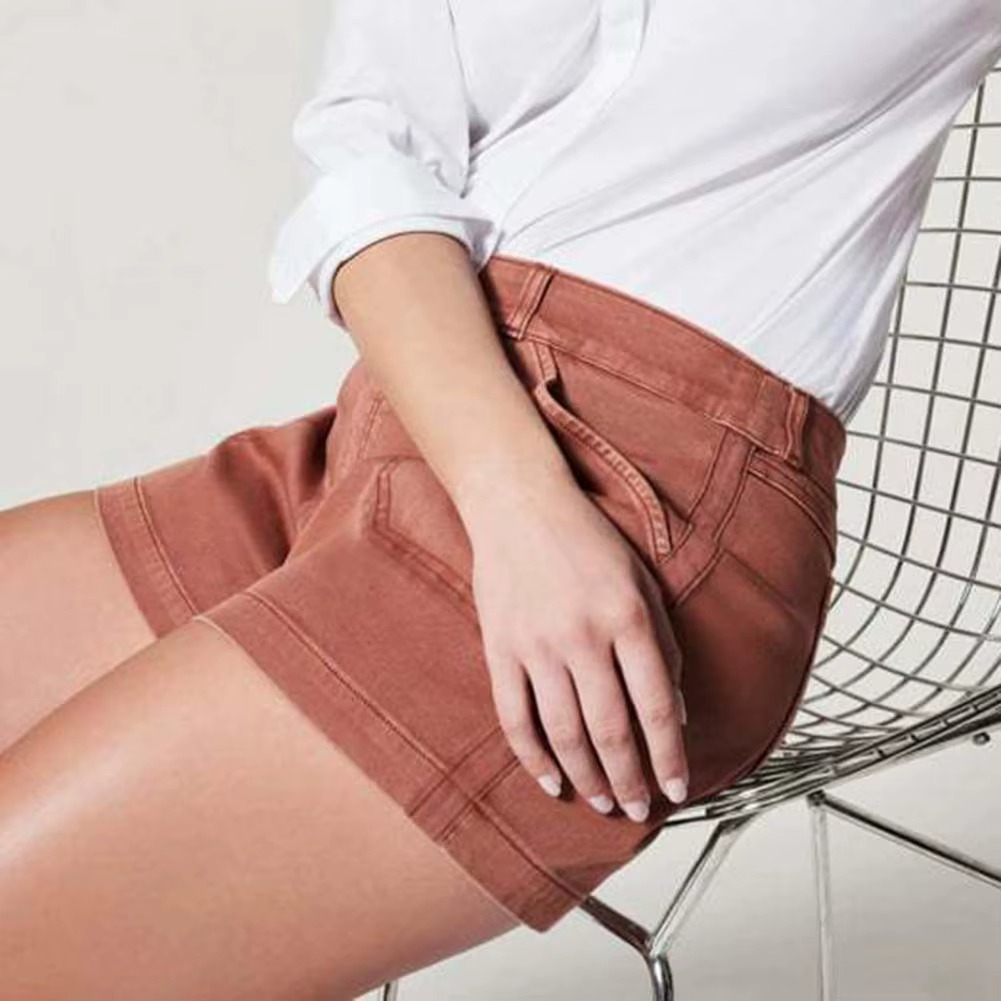 Pantalon court extensible femme style taille haute texturé