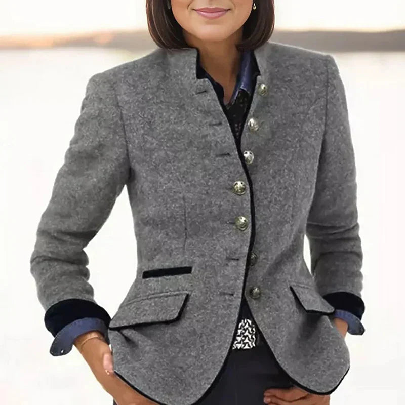 Veste Courte Femme Élégante avec Poches – Chic et Praticité Quotidienne