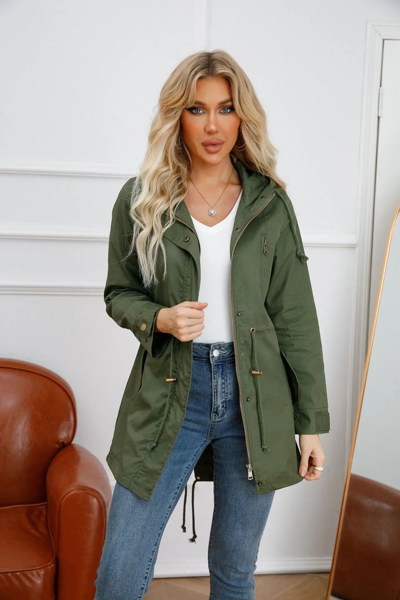 Veste Coupe-vent Zippée à Capuche pour Femme