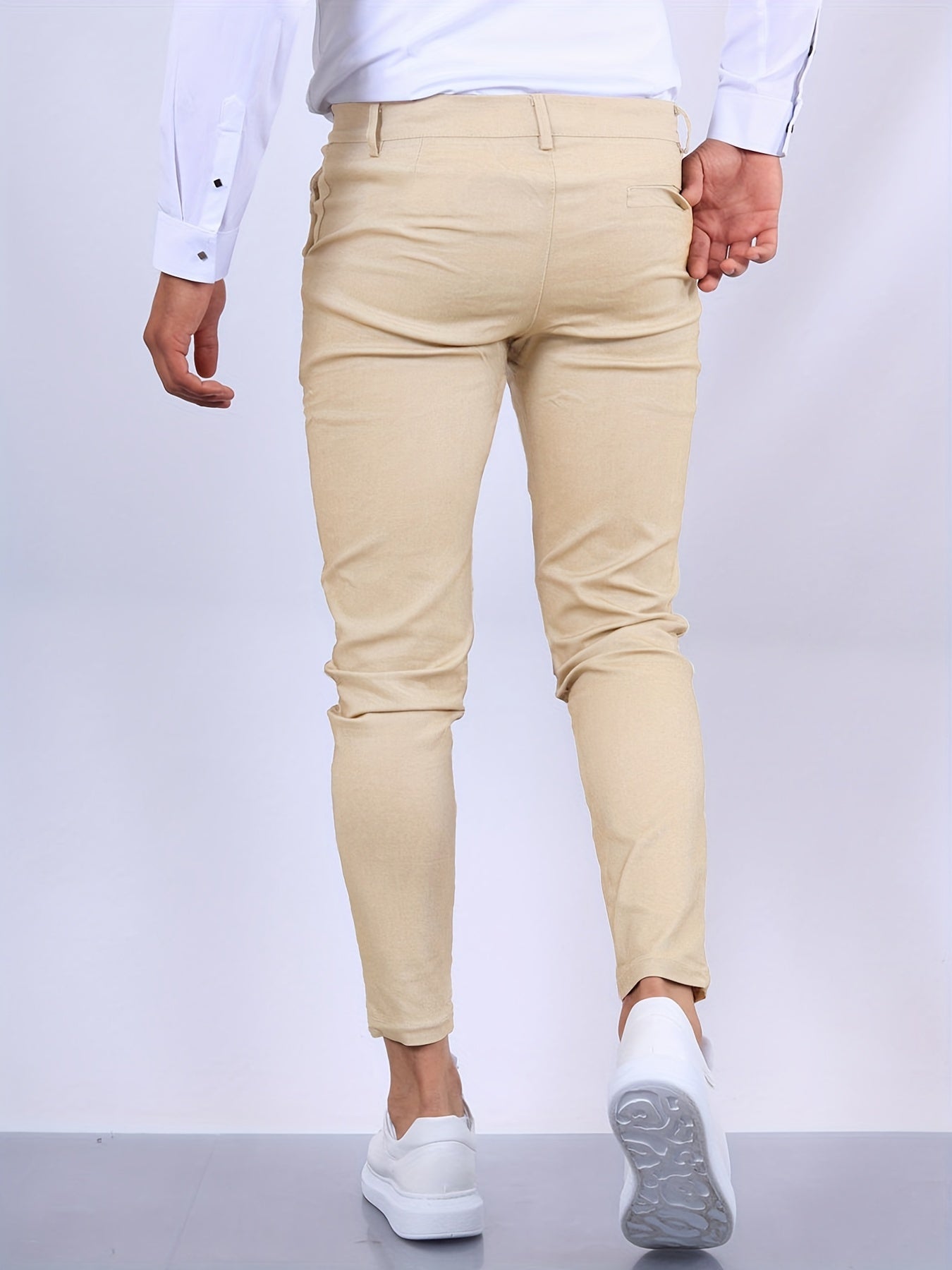 Pantalon homme coupe slim avec taille moyenne pour bureau