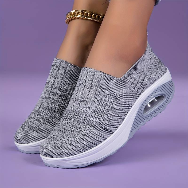 Chaussures de marche pour femme à fermeture lacée