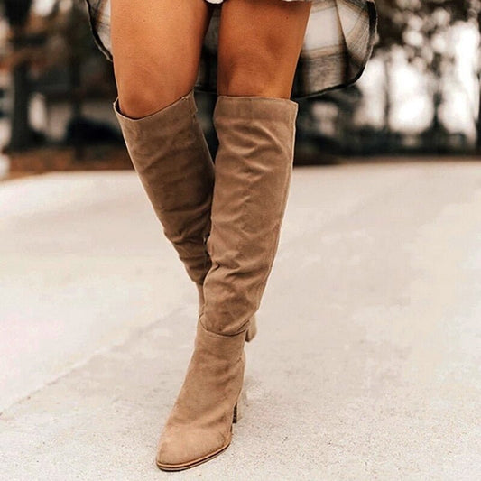 Bottes longues en daim pour femmes