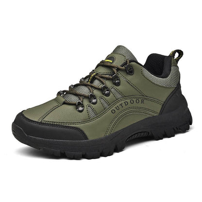 Chaussures de randonnée pour hommes avec surface lisse et semelle structurée
