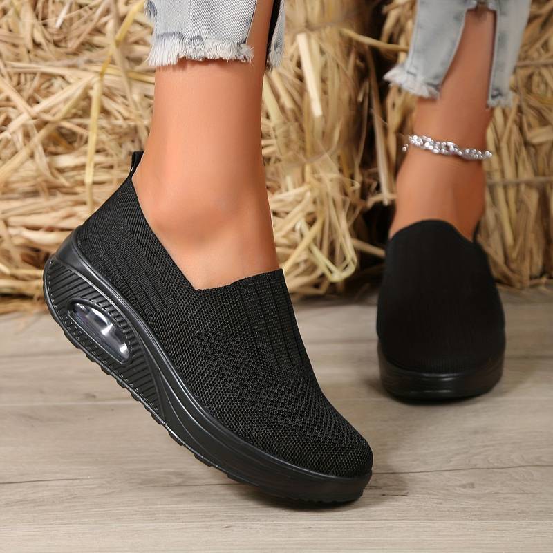 Chaussures de marche pour femme à fermeture lacée