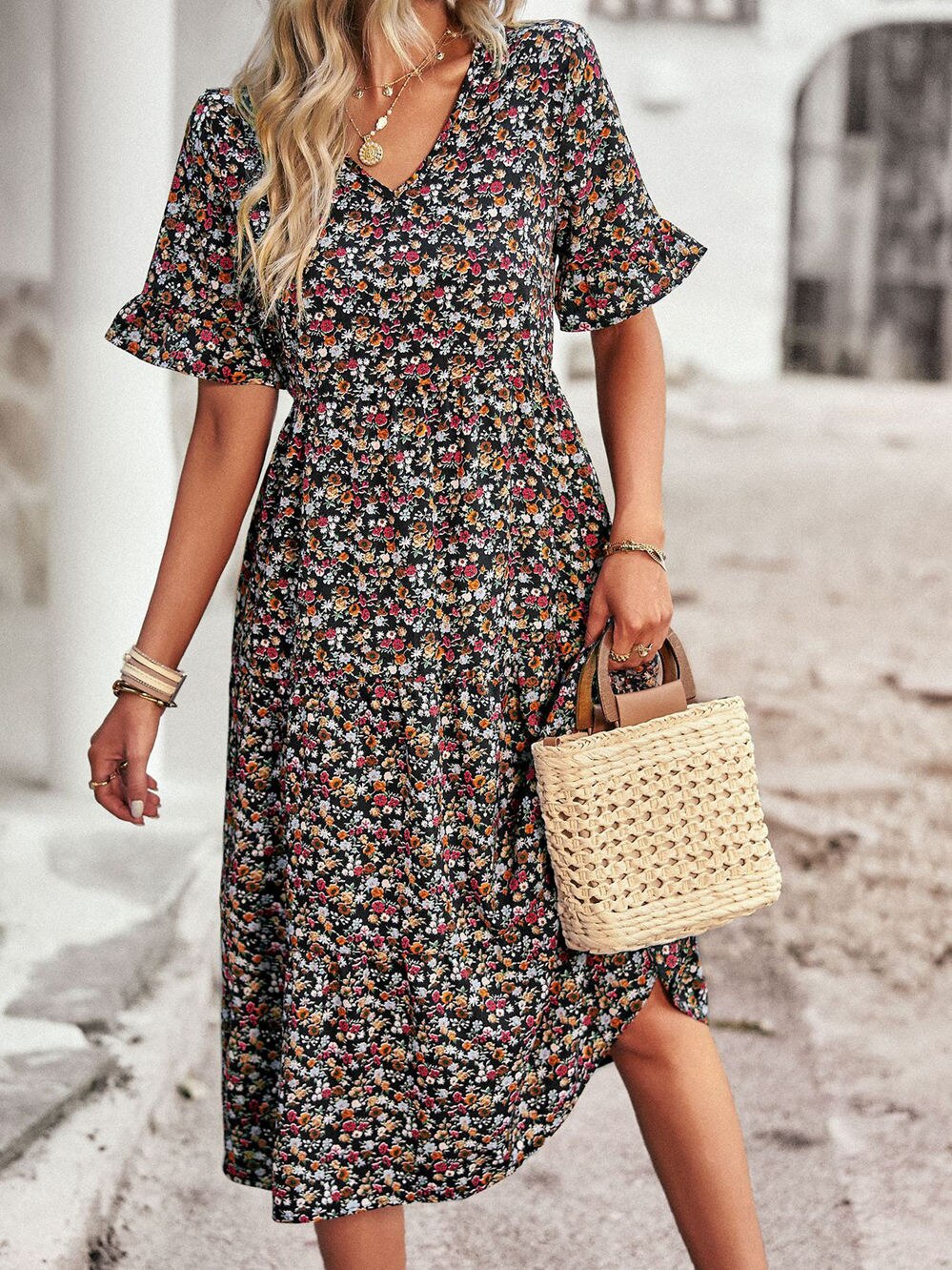 Mini robe florale à manches courtes pour femmes