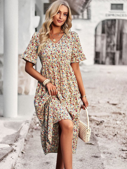 Mini robe florale à manches courtes pour femmes