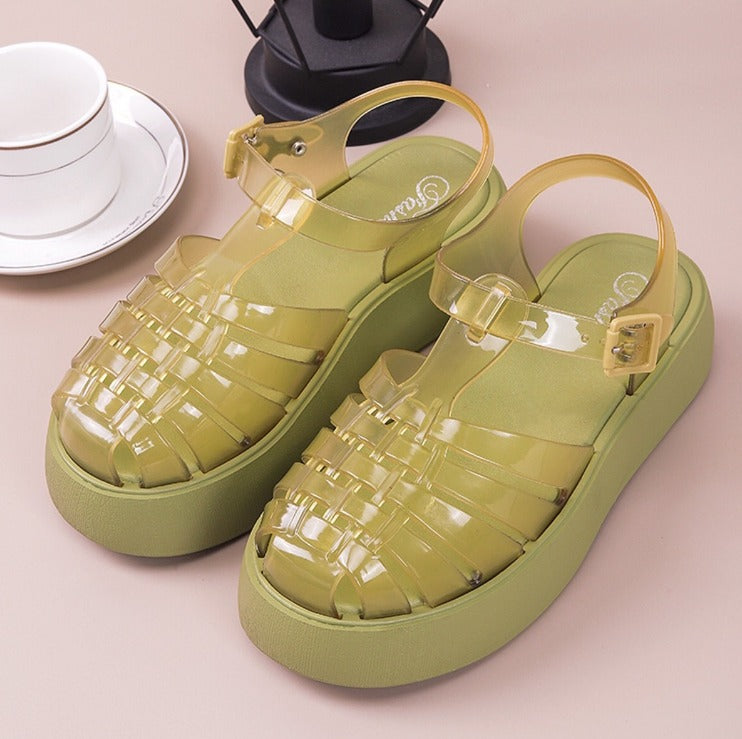 Sandales femme été avec surface douce et brides réglables