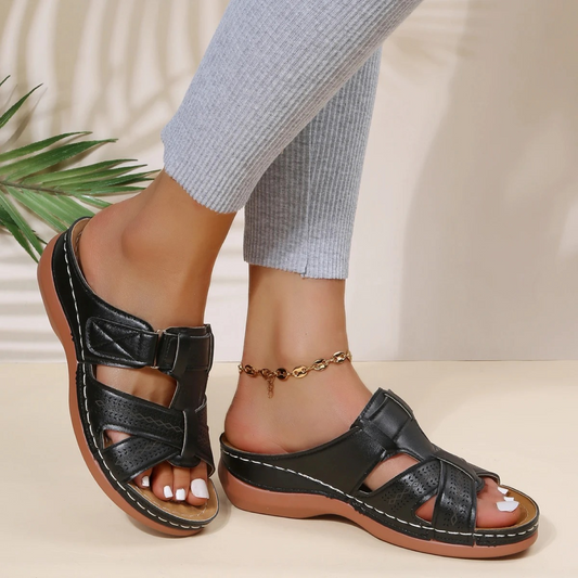 Sandales plates femme avec lanières modulables